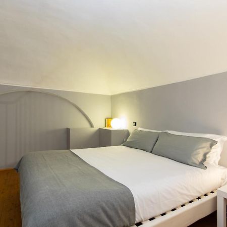 Studio In Piazza Della Consolata By Wonderful Italy Apartment Turin Luaran gambar