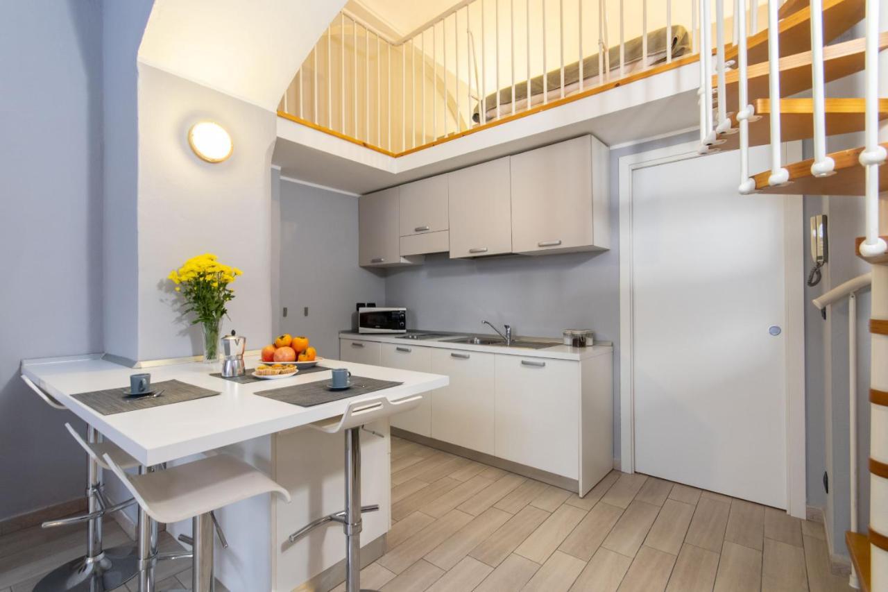 Studio In Piazza Della Consolata By Wonderful Italy Apartment Turin Luaran gambar
